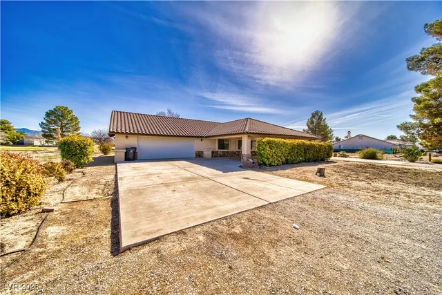$2,300 | 3011 Pebble Beach Avenue, Pahrump, NV 89048