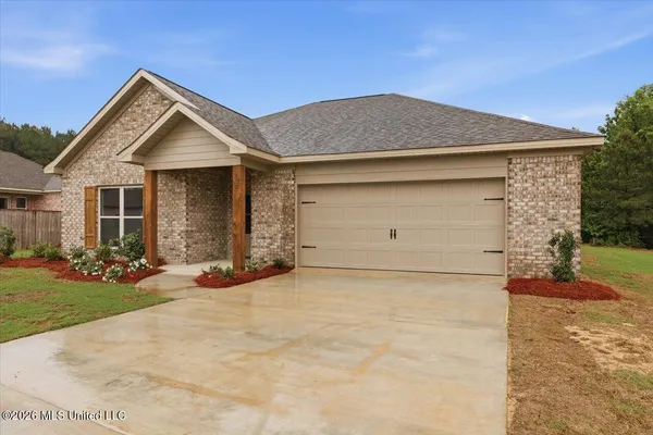 $279,900 | 300 Courtney Lane, Magee, MS 39111