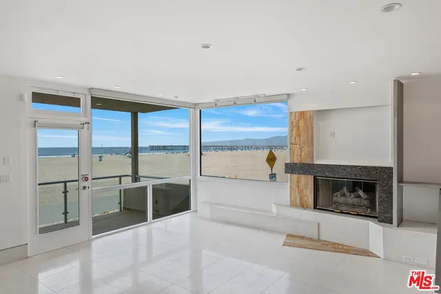 $12,500 | 6 Eastwind Street, Unit 110, Marina del Rey, CA 90292