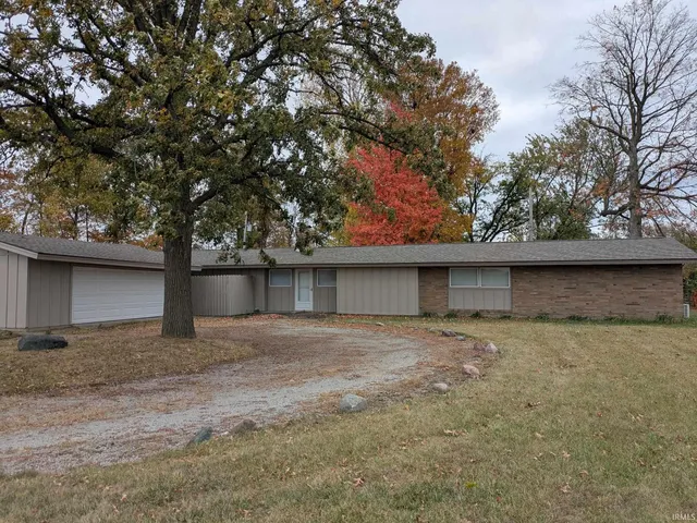 $292,900 | 217 West Washington Center Road, Fort Wayne, IN 46825