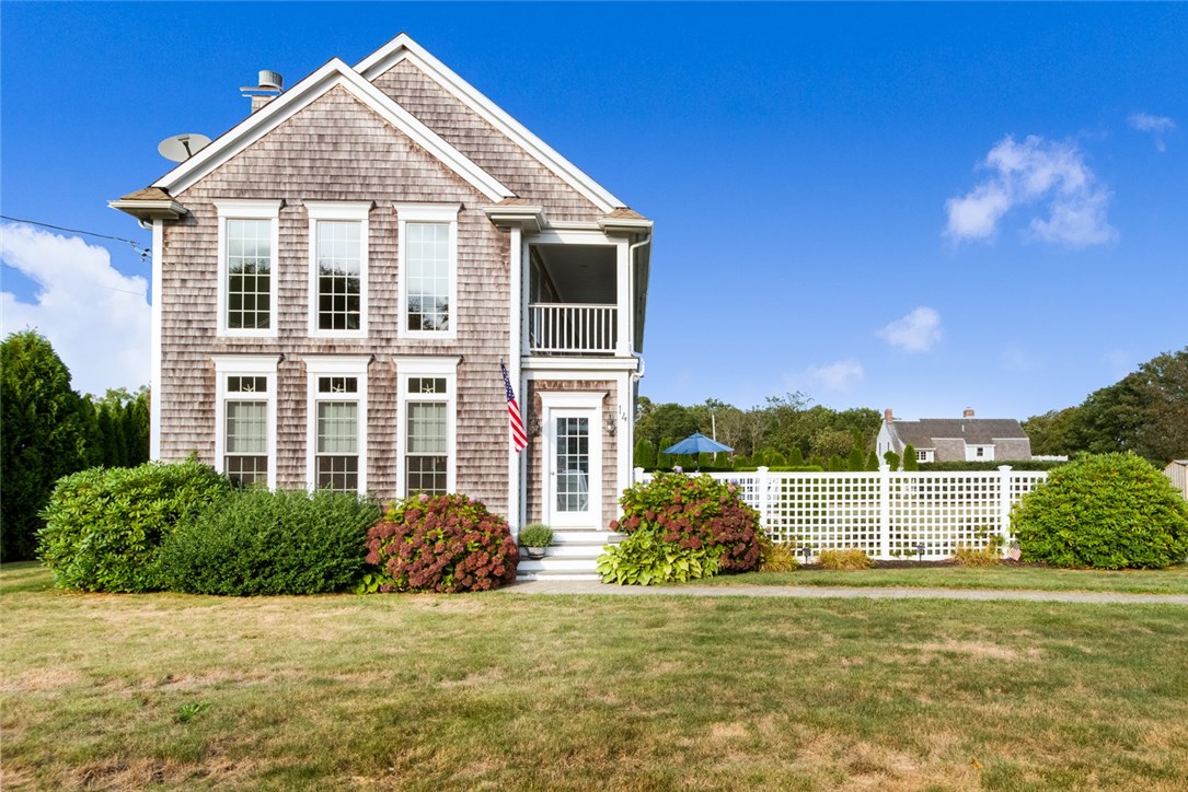 14 Indian Road Little Compton, RI 02837 - Photo 4 of 30