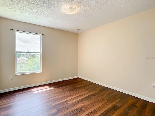 $2,400 | 152 Briarcliff Drive, Kissimmee, FL 34758