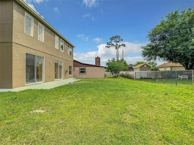 $2,400 | 152 Briarcliff Drive, Kissimmee, FL 34758