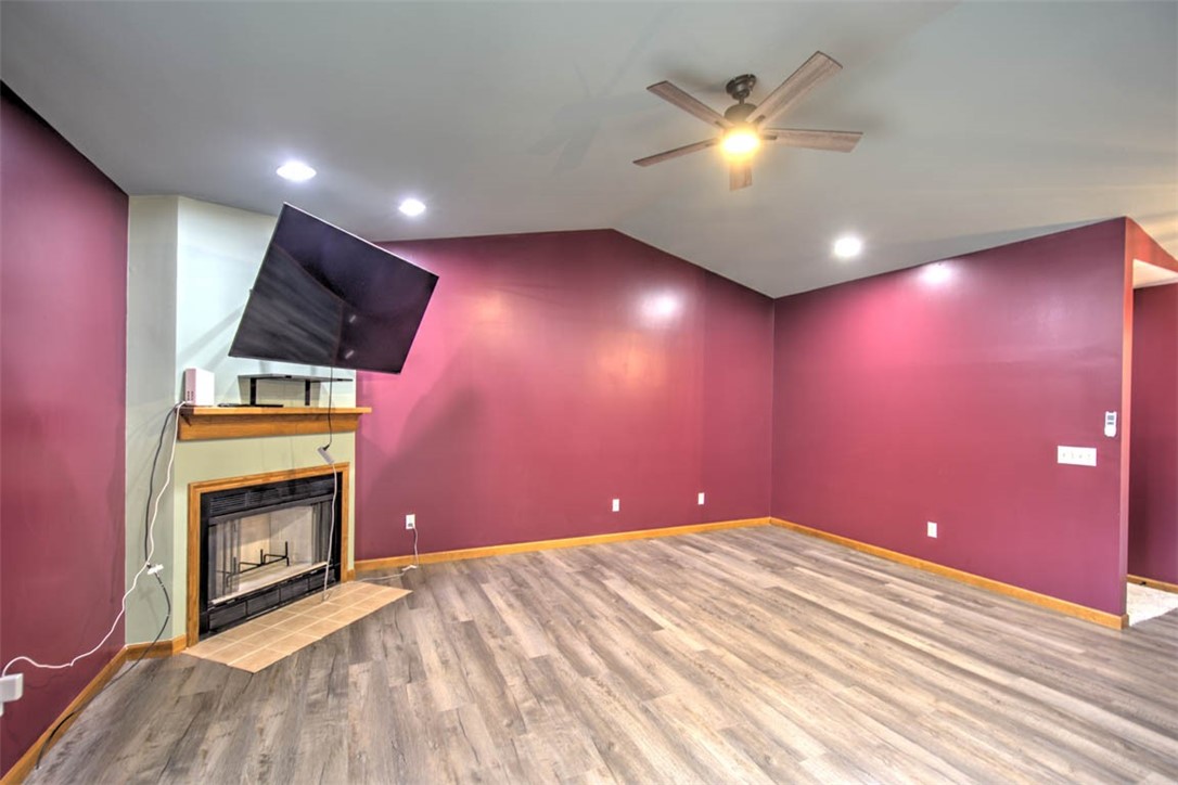 4651 North MacArthur Road Decatur, IL 62526 - Photo 8 of 27