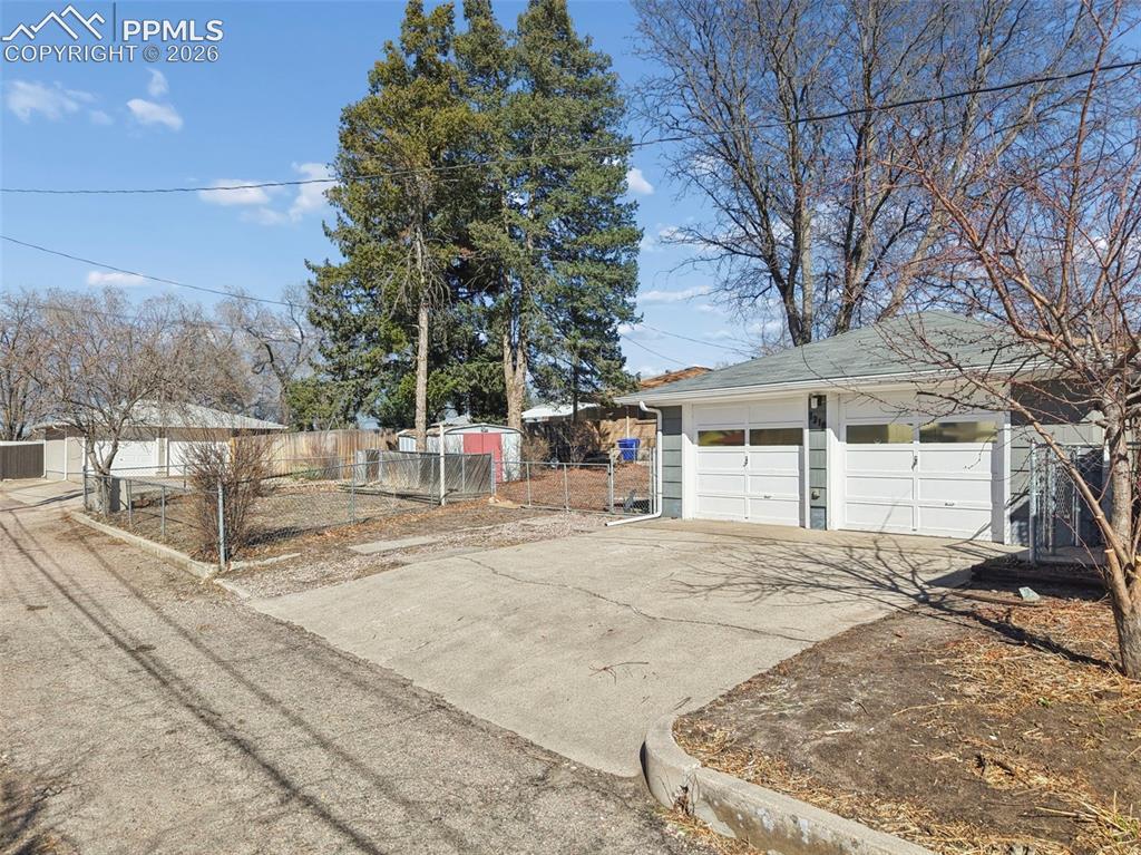 1318 East San Rafael Street Colorado Springs, CO 80909 - Photo 30 of 44