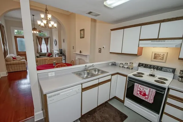 $1,550 | 446 St Mary Street, Unit 1, New Orleans, LA 70130