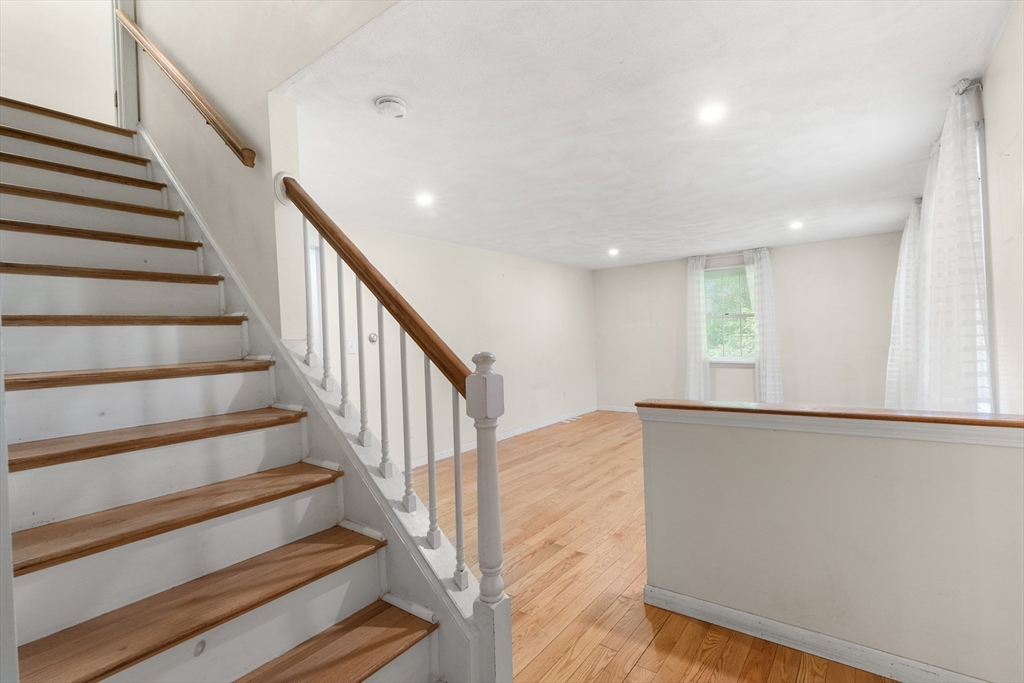 178 R King Street Groveland, MA 01834 - Photo 13 of 38 Gallery Image 13