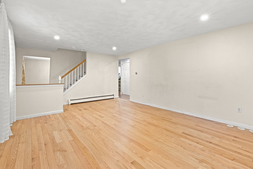 178 R King Street Groveland, MA 01834 - Photo 15 of 38 Gallery Image 15