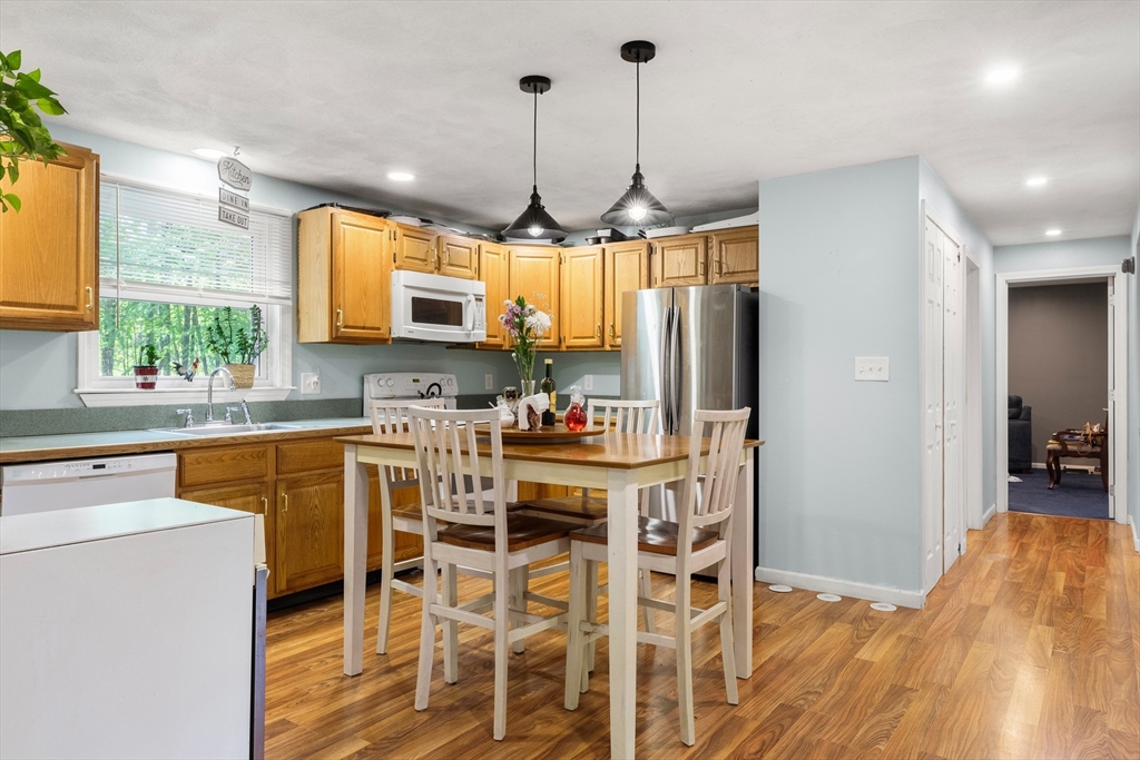 178 R King Street Groveland, MA 01834 - Photo 21 of 38 Gallery Image 21
