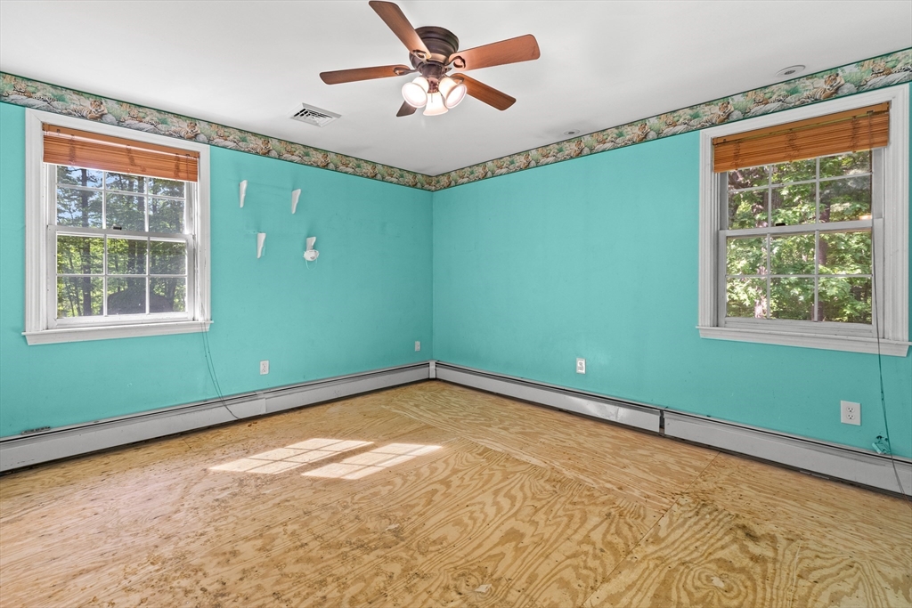 178 R King Street Groveland, MA 01834 - Photo 33 of 38 Gallery Image 33