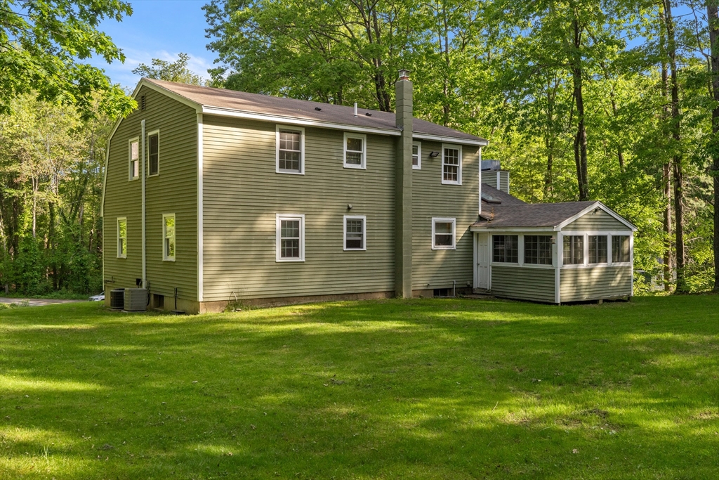 178 R King Street Groveland, MA 01834 - Photo 8 of 38 Gallery Image 8