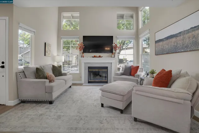 $555,000 | 235 Pebblecreek Court, Martinez, CA 94553