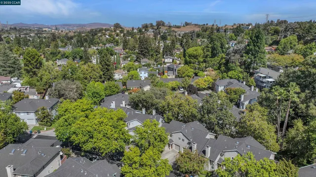 $555,000 | 235 Pebblecreek Court, Martinez, CA 94553