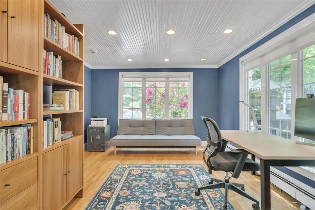 42 Buckman Drive Lexington, MA 02421 - Photo 18 of 39