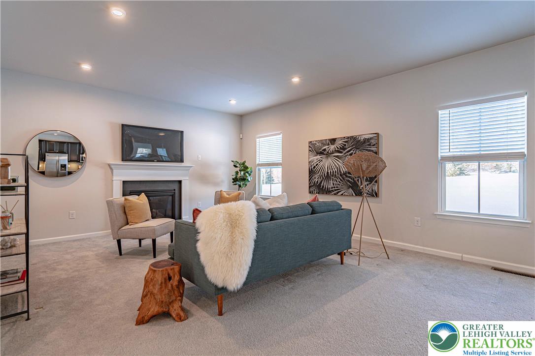 2584 Raya Way Easton, PA 18045 - Photo 12 of 55