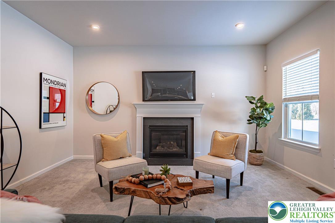2584 Raya Way Easton, PA 18045 - Photo 13 of 55