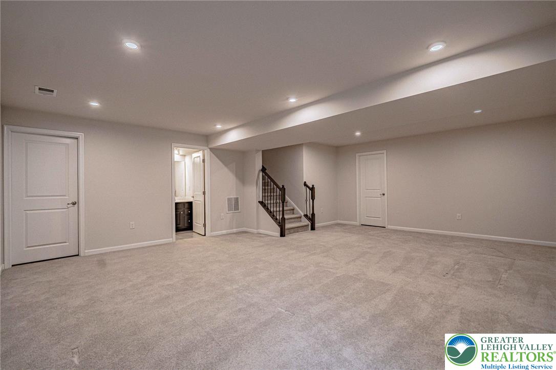 2584 Raya Way Easton, PA 18045 - Photo 45 of 55