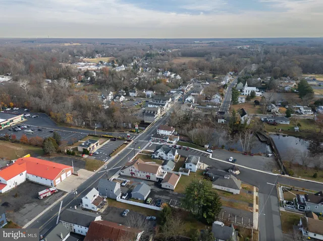 $2,100 | 19 North Main Street, Unit 21, New Egypt, NJ 08533