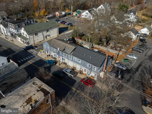 $2,100 | 19 North Main Street, Unit 21, New Egypt, NJ 08533