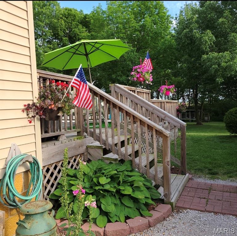 12012 Silver Creek Road Alhambra, IL 62001 - Photo 3 of 45