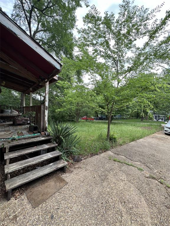 617 Westwind Road Tool, TX 75143 - Photo 3 of 11