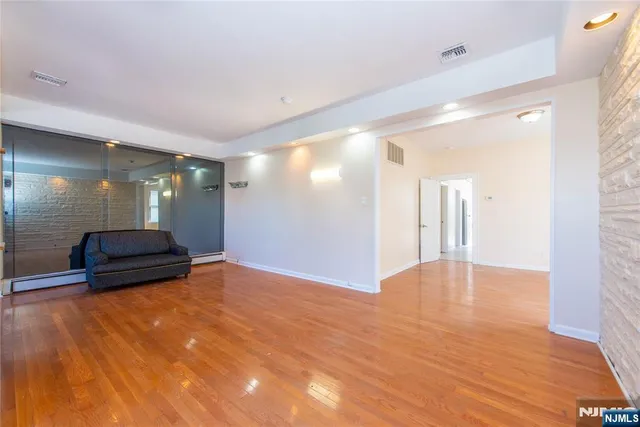 $5,745 | 12 Bond Place, North Arlington, NJ 07031