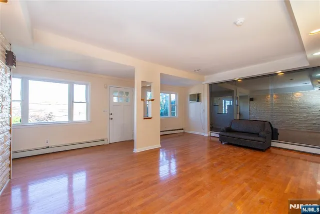 $5,745 | 12 Bond Place, North Arlington, NJ 07031