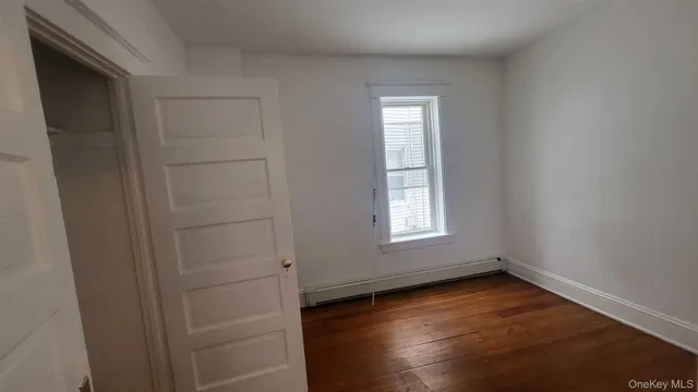 $2,000 | 108 Winnikee Avenue, Unit 2, Poughkeepsie, NY 12601