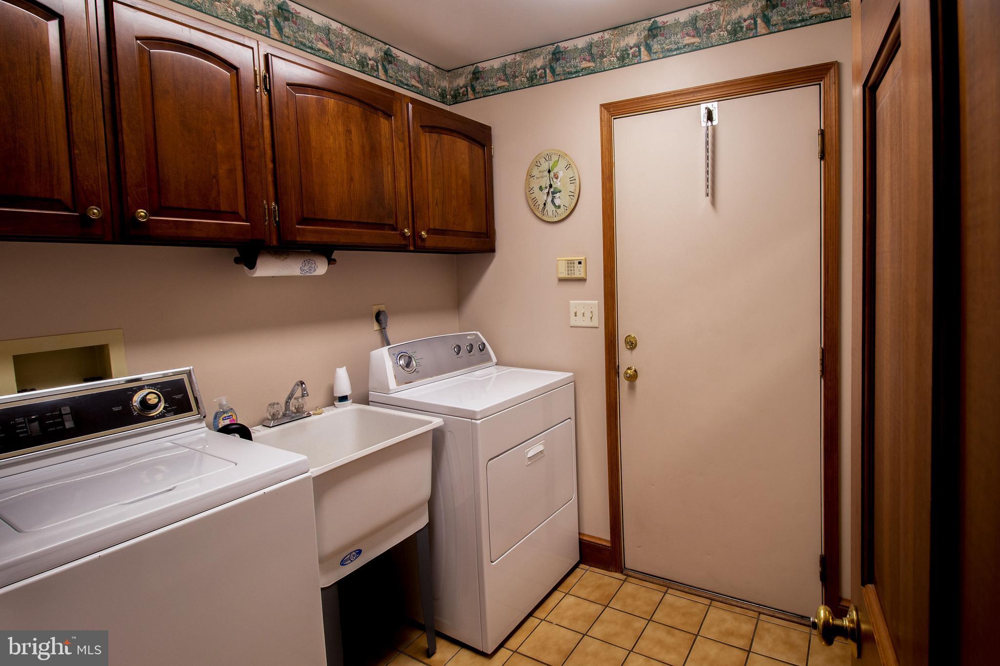 7782 Poplar Grove Road Severn, MD 21144 - Photo 17 of 52 Separate laundry room (washer does not convey)