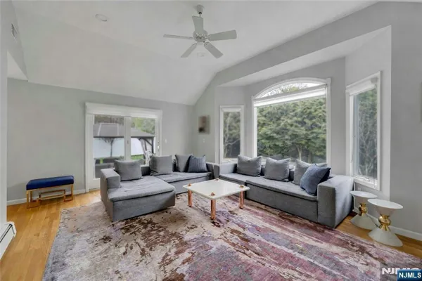 $1,588,888 | 27 Highland Avenue, Demarest, NJ 07627
