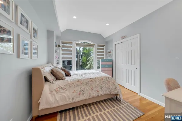 $1,588,888 | 27 Highland Avenue, Demarest, NJ 07627