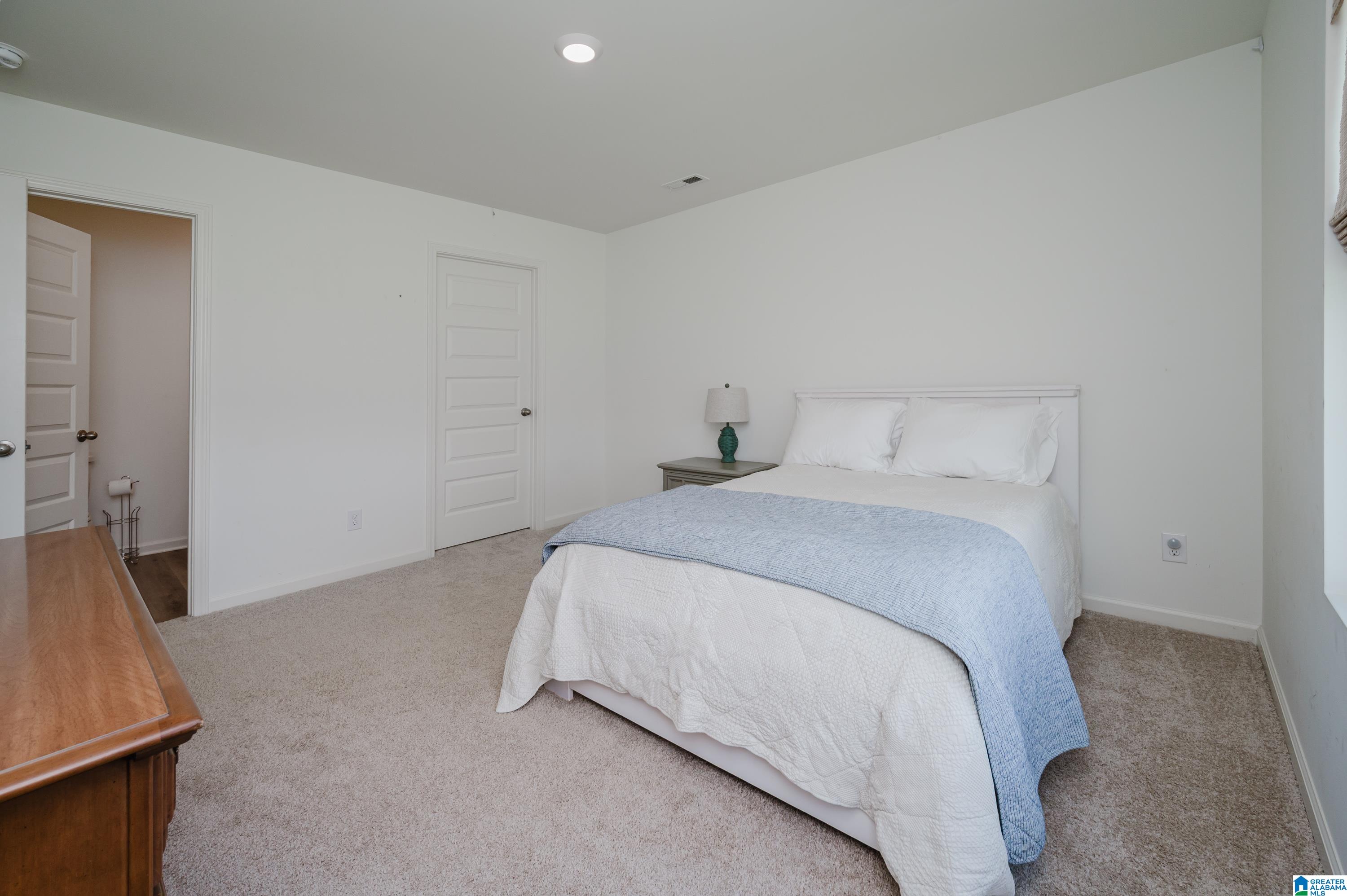 6982 Southern Trace Loop Leeds, AL 35094 - Photo 24 of 46