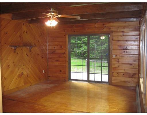 571 Back Road Skowhegan, ME 04976 - Photo 5 of 16 Dining Room.