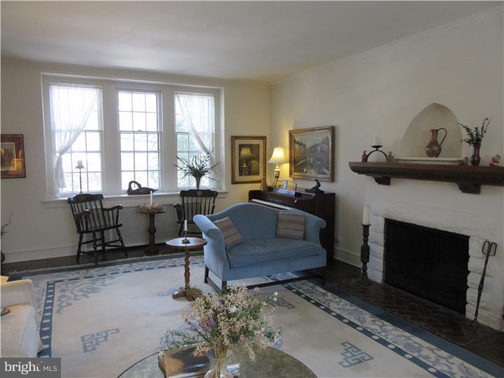 7908 Rambler Road Elkins Park, PA 19027 - Photo 12 of 25 Living Room