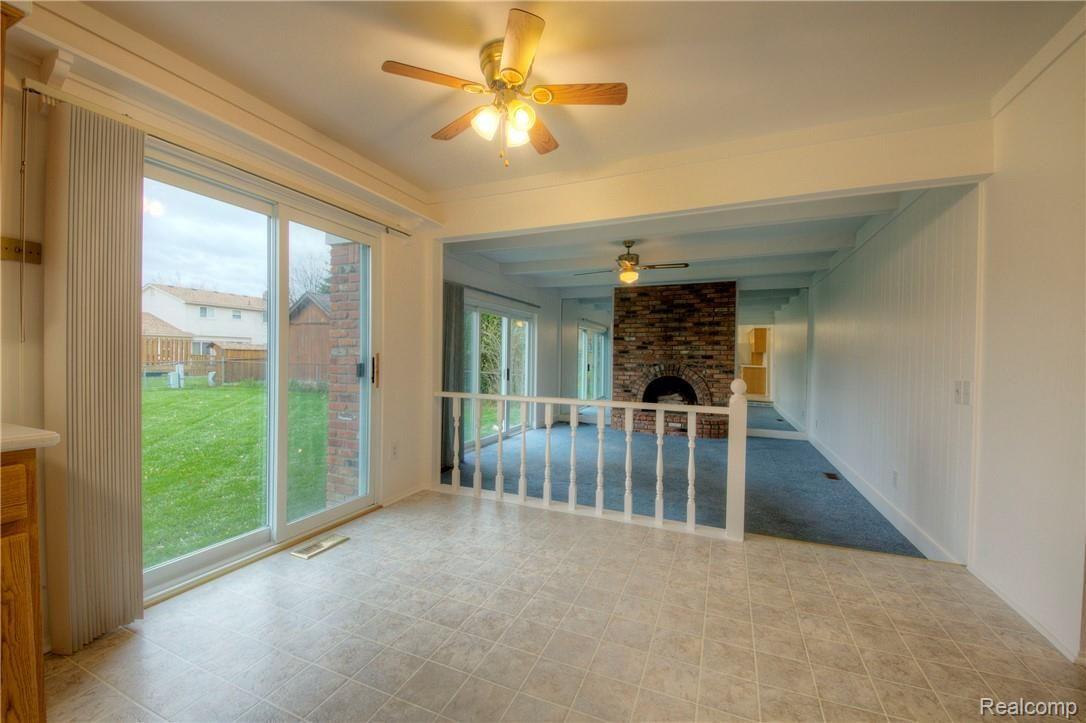 44223 Webster Road Canton, MI 48187 - Photo 20 of 41 19 Kitchen.jpg