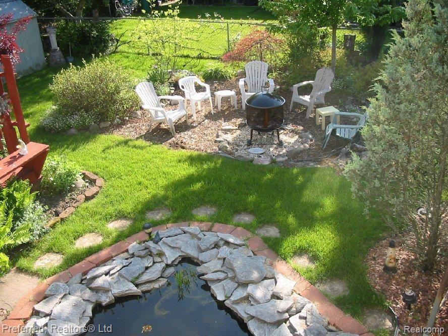 43243 Barchester Road Canton, MI 48187 - Photo 10 of 15 Pond from above.jpg