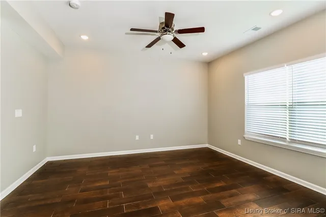 $2,105 | 2107 Paddle Wheel Drive, Jeffersonville, IN 47130