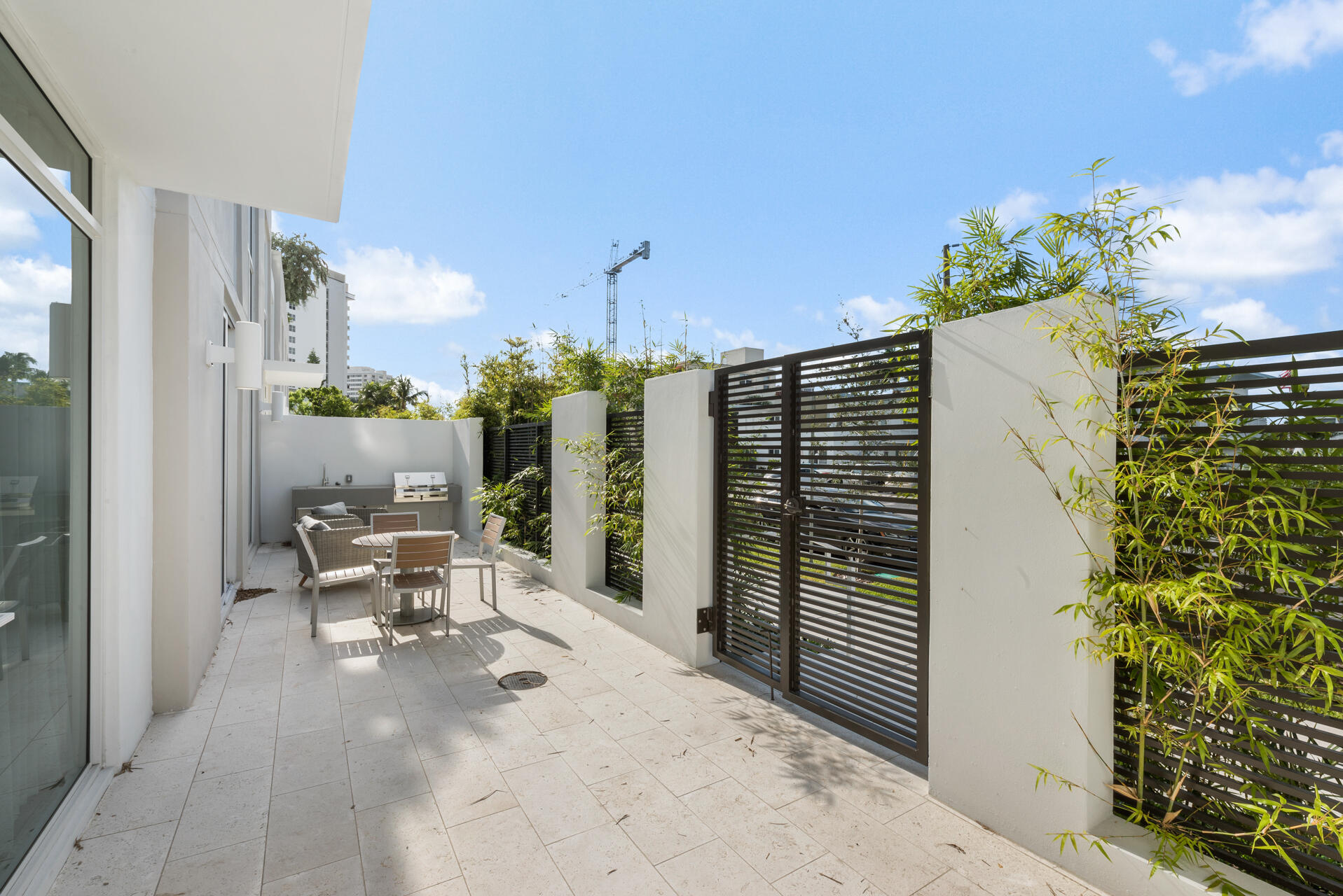 401 North Birch Road, Unit TH1 Fort Lauderdale, FL 33304 - Photo 3 of 31 001_4674