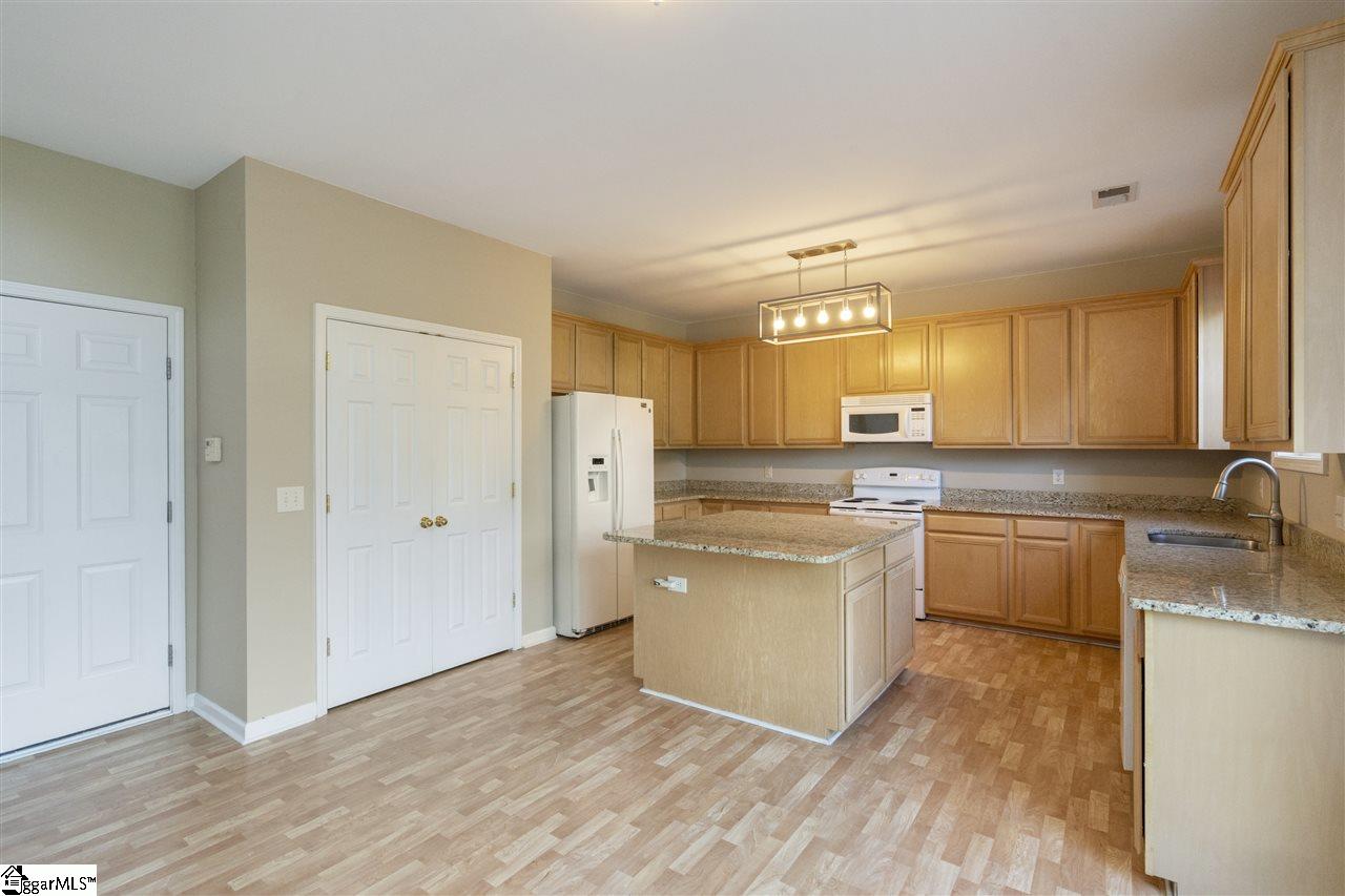 103 Tanner Chase Way Greenville, SC 29607 - Photo 9 of 21 Gallery Image 9