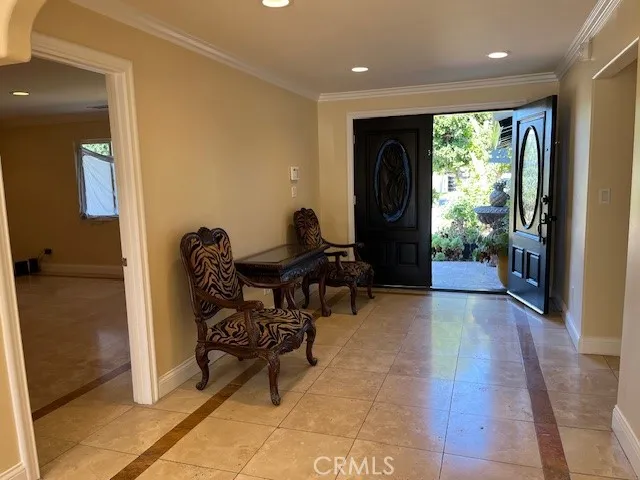 $6,480 | 6201 Corbin Avenue, Tarzana, CA 91356