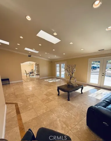 $6,480 | 6201 Corbin Avenue, Tarzana, CA 91356