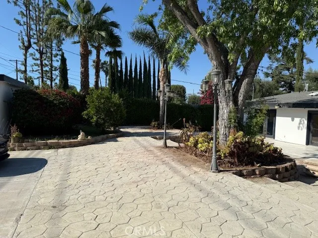 $6,480 | 6201 Corbin Avenue, Tarzana, CA 91356