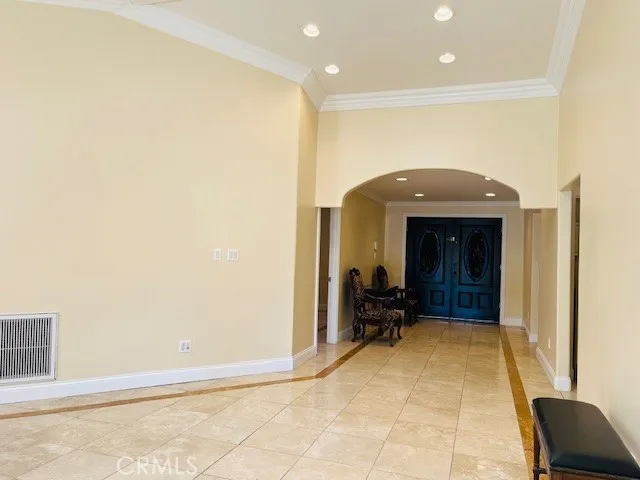 $6,480 | 6201 Corbin Avenue, Tarzana, CA 91356