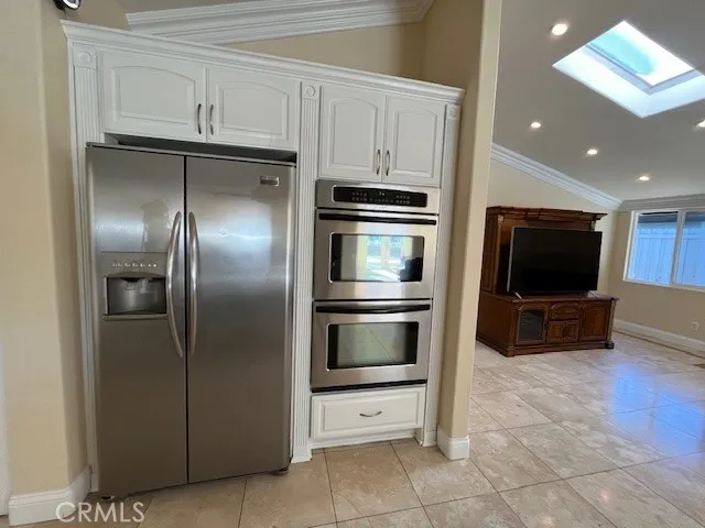 $6,480 | 6201 Corbin Avenue, Tarzana, CA 91356