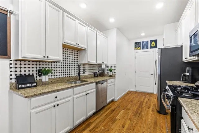 $525,000 | 17 Woodrose Court, Middletown, NY 10940