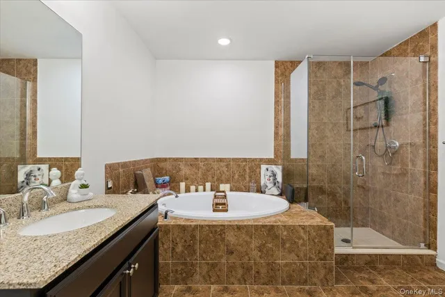 $525,000 | 17 Woodrose Court, Middletown, NY 10940