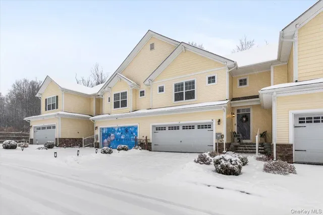 $525,000 | 17 Woodrose Court, Middletown, NY 10940