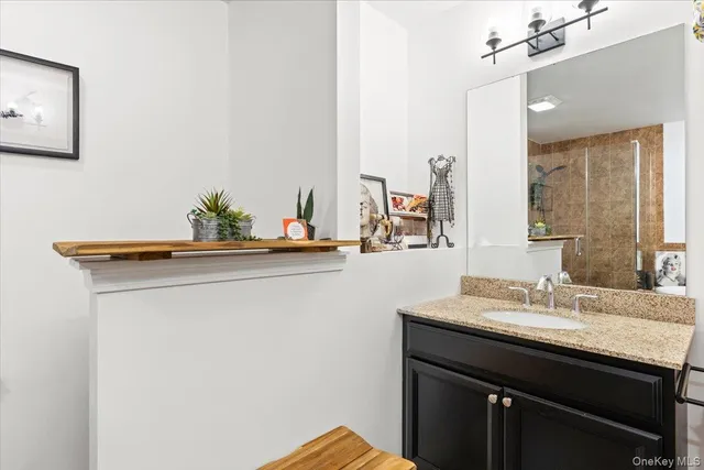 $525,000 | 17 Woodrose Court, Middletown, NY 10940