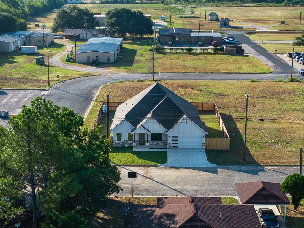 340 Cactus Street Giddings, TX 78942 - Photo 31 of 37 Aerial view