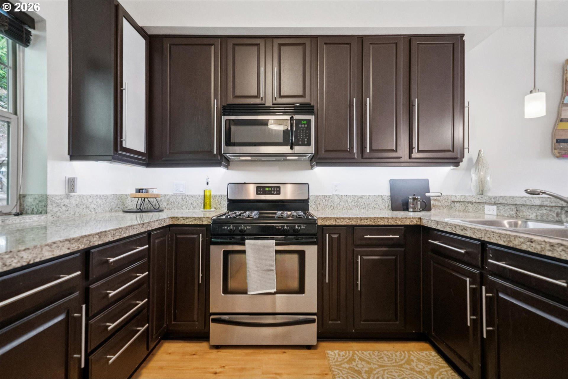 9231 Northwest Germantown Road Portland, OR 97231 - Photo 18 of 41 Kitchen